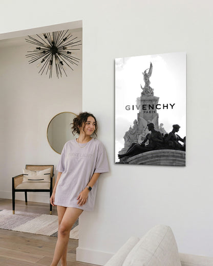 Givenchy Paris Monument