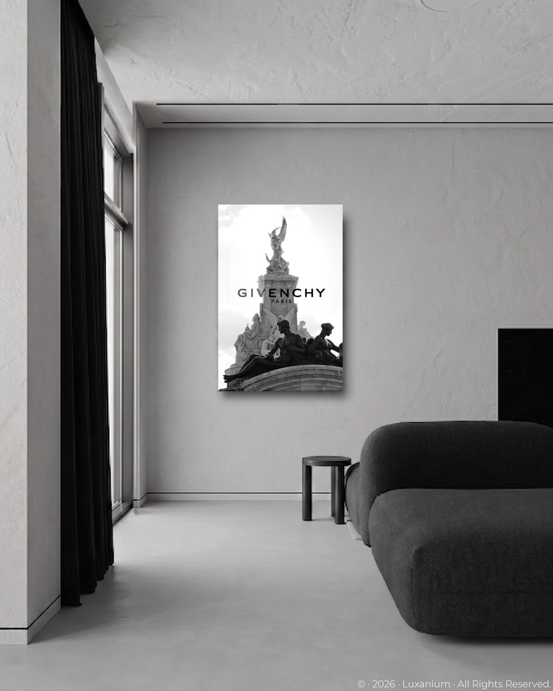 Givenchy Paris Monument